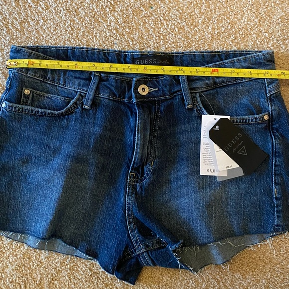 NEW Guess Jean Shorts - Picture 4 of 6